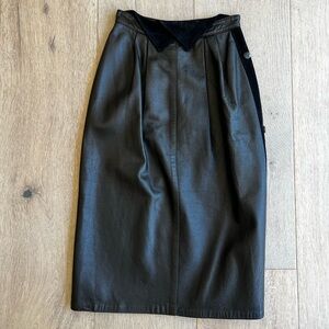 Vintage Black Leather Skirt with suede accents - size 25